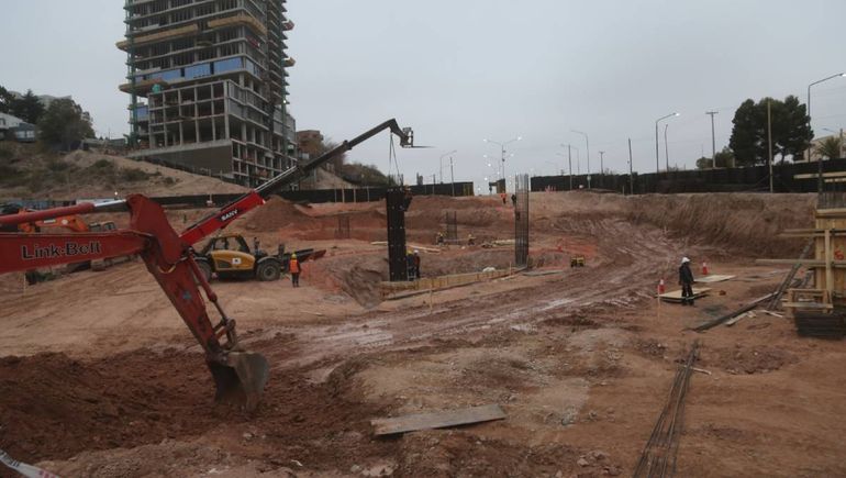 Se trata de una obra que agilizará el tránsito en este acceso de la ciudad.