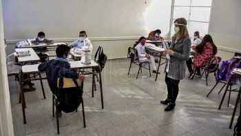 VACUNACION DOCENTES.jpg