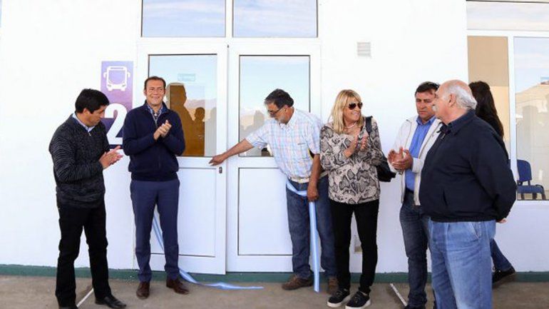 Omar Gutiérrez inauguró la terminal, dos SUM y el matadero en Andacollo