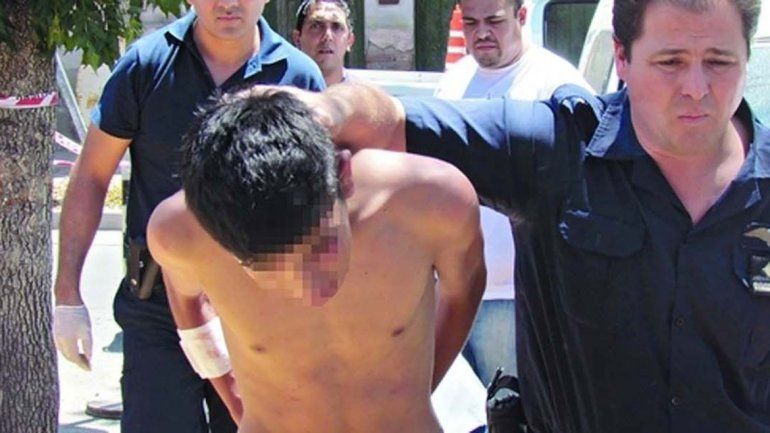 El asesino quedó detenido. Su amigo tenía 14 años.