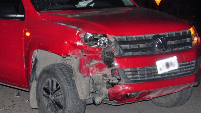 Un brutal accidente de tránsito dejó un motociclista grave