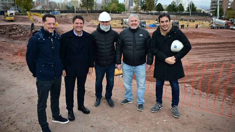 Gaido y los inversores neuquinos informaron el avance del Polo Gastronómico.