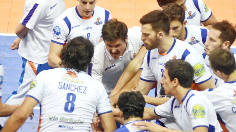 Chance para el Dino de jugar su primera final