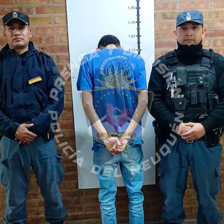 La Policía de Plottier logró apresar a uno de los peligrosos motochorros que atacan a motociclistas.