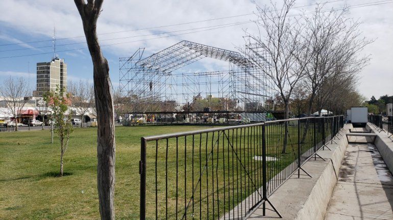 Aniversario de Neuquén: qué calles estarán cortadas y quiénes tendrán asueto