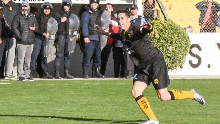 El neuquino Jeldres anotó en el inicio de la Copa Argentina