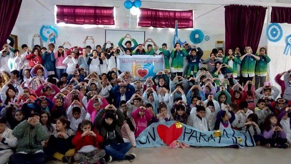 Alu campeón: así alientan al nene de 9 años que espera un corazón 