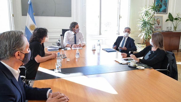 Llueva o no, Nación fijará ventanillas abiertas en el transporte público