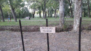 el colmo: cercaron parte de la isla jordan como propiedad privada el colmo: cercaron parte de la isla jordan como propiedad privada