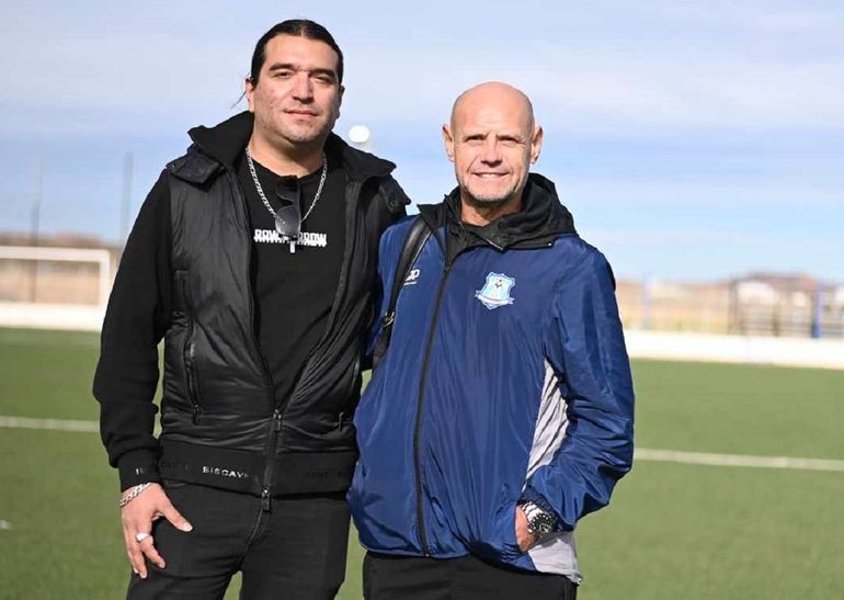Anibal Villalba y Duilio Botella. Presidente y entrenador de Rincón. Fotos: prensa Rincón 