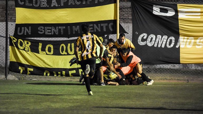 Hubo un tiempo que fue hermoso y el Deca es líder