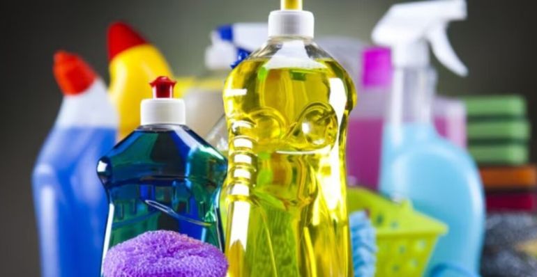 Anmat prohibi贸 todos los productos de una conocida marca de limpieza por dudas sobre su fabricaci贸n - Image 2