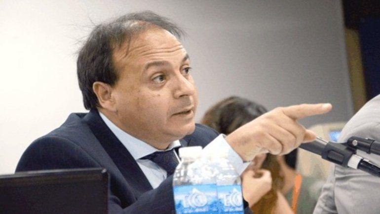 Escándalo: hicieron un juicio y se contagiaron hasta los custodios