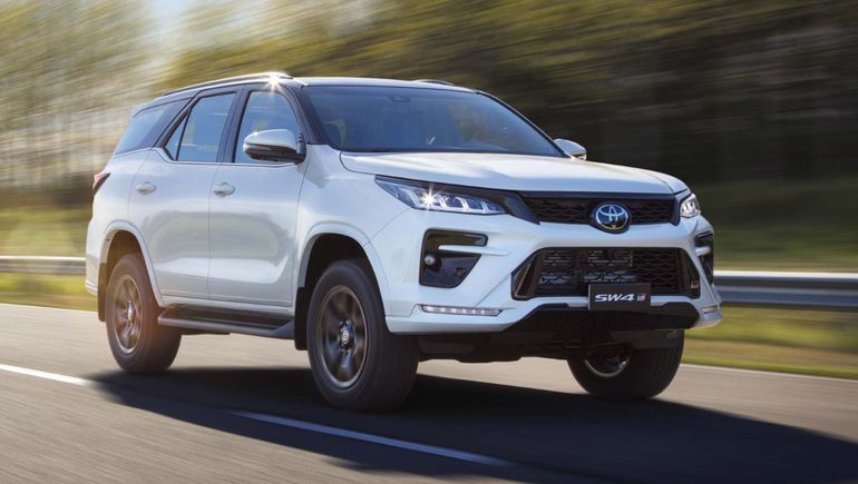 Toyota SW4 GR-Sport.
