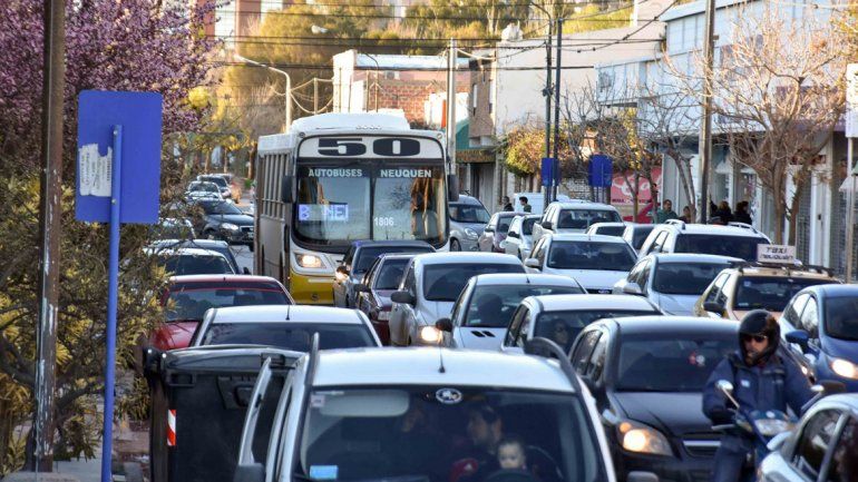 Los usuarios mostraron su enojo porque afirman que el servicio de colectivo