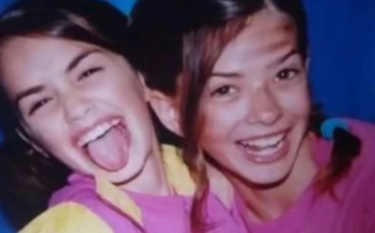 Desde que se conocieron en Rincón de Luz, Lali y la China Suárez mantienen su amistad. Desde que se conocieron en Rincón de Luz, Lali y la China Suárez mantienen su amistad.