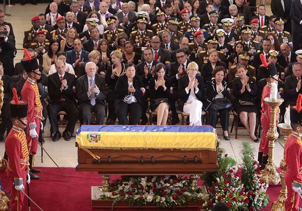 Maduro prometió a Chávez lealtad hasta más allá de la muerte