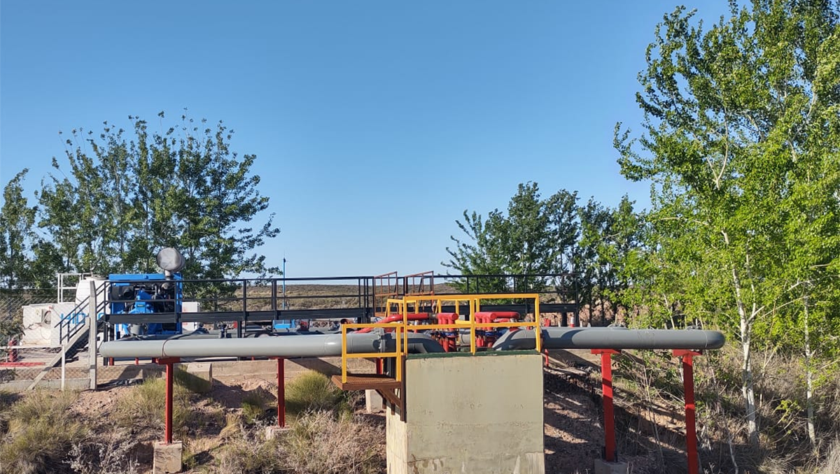 Clausuran instalaciones petroleras en el ejido de El Chañar