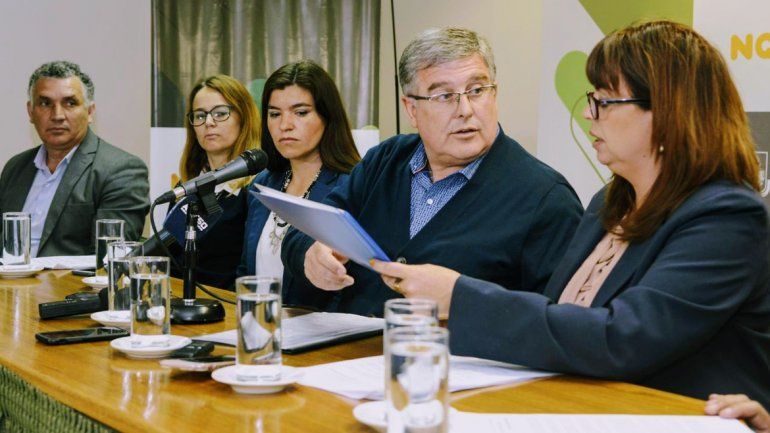 El candidato a concejal Alejandro Nicola encabezó la denuncia junto al bloque del MPN en el Deliberante.