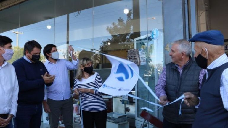 La familia que llegó de España hace 74 años y mantiene abierto su bazar