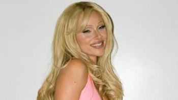 furor en redes por las fotos homenaje de valentina zenere a pamela anderson furor en redes por las fotos homenaje de valentina zenere a pamela anderson