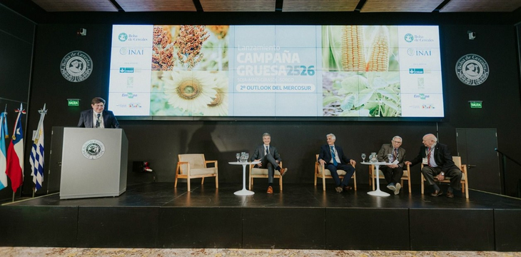 Los disertantes del panel “Estrategias para exportar en un mundo desafiante” del segundo Outlook del Mercosur. Los disertantes del panel “Estrategias para exportar en un mundo desafiante” del segundo Outlook del Mercosur.