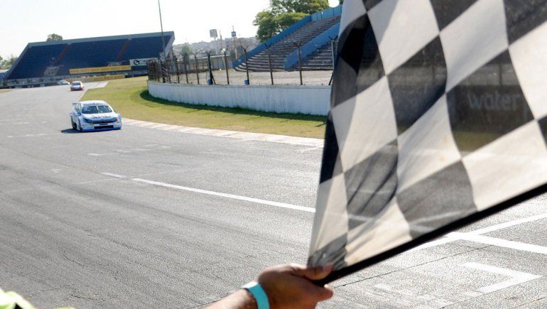 Matías Cravero ganó el Sprint del TC2000 en el autódromo de Buenos Aires