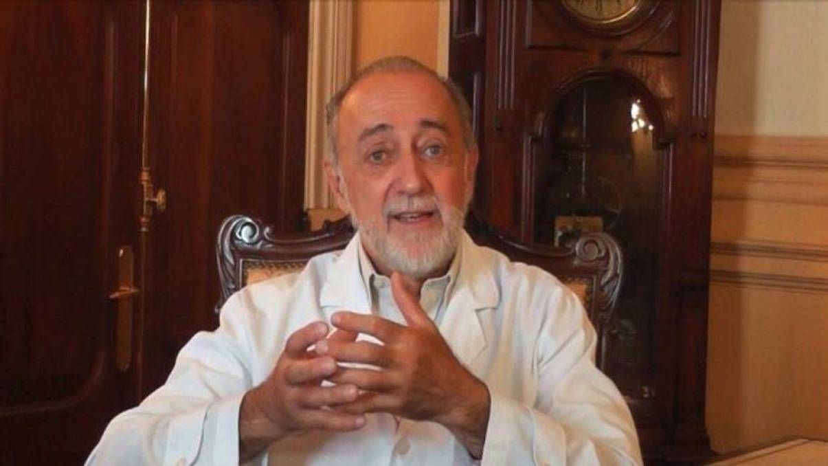 Doctor Alfredo Miroli, especialista en inmunología. Foto: Google.