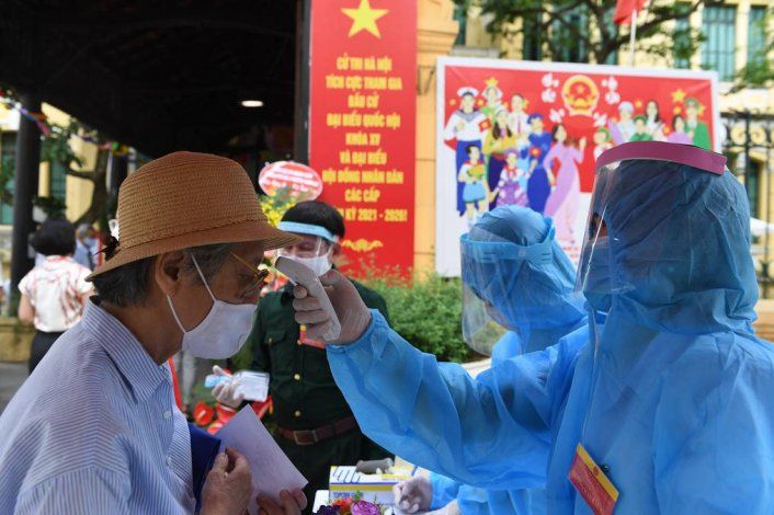 Covid-19: detectan nueva variante que combina la india y la británica