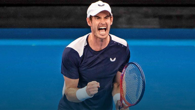 Murray volvió a tomar una raqueta tras la operación