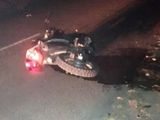 Vázquez circulaba en una moto Motomel Skua 150 cc cuando impactó contra el tractor.