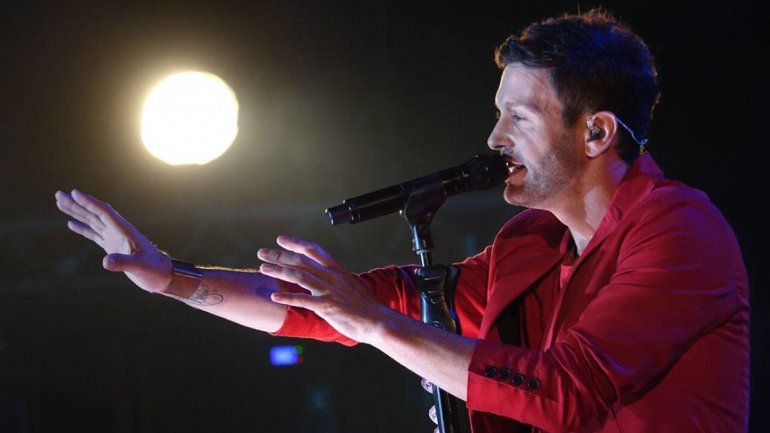 Axel suspendió otro show luego de la denuncia por abuso en su contra