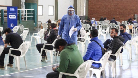 Neuquén es la segunda provincia con más casos por habitante