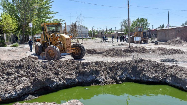 El reclamo de ayer paralizó los trabajos del Metrobús. Con las máquinas detenidas
