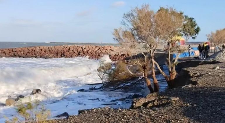 Chubut: sudestada y destrozos en Playa Unión.