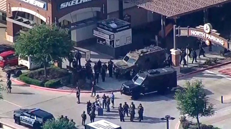 Un brutal tiroteo en un shopping de Texas dejó 9 muertos y varios heridos