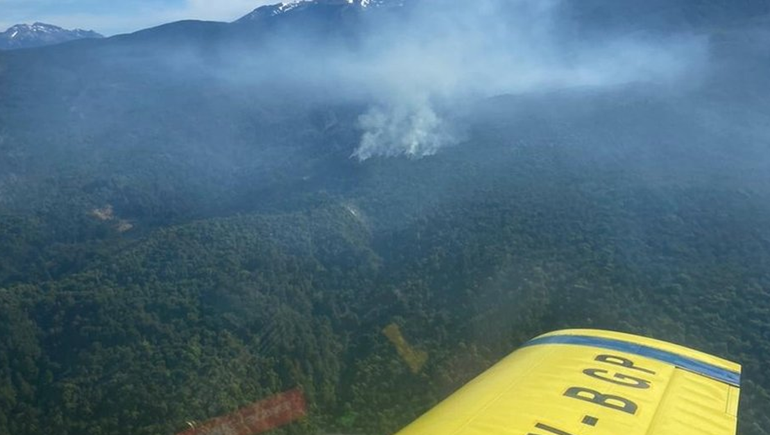 Avanza El Incendio Forestal En El Parque Nacional Los Alerces Y Ya ...