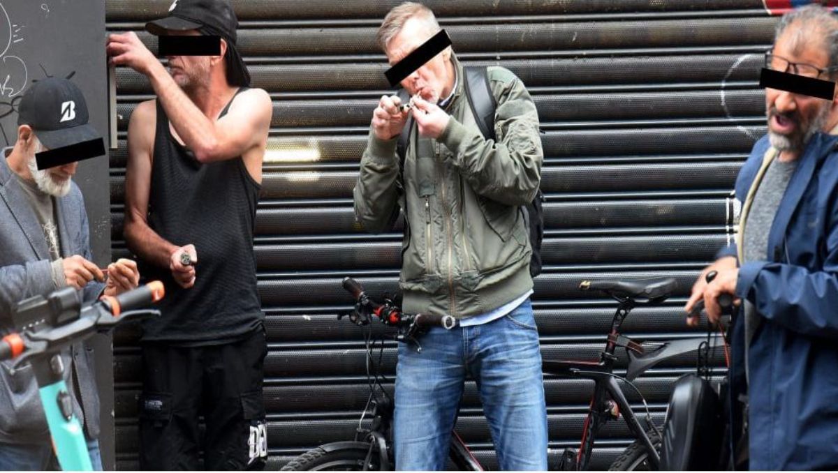 Zombilandia, en Frankfort, donde el consumo de crack está provocando una crisis sanitaria.