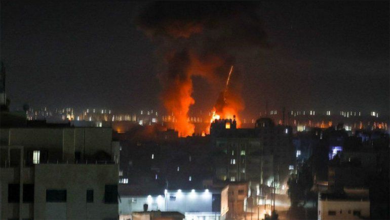 Israel ataca en Gaza tras los incendios provocados