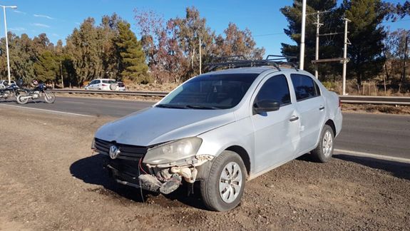 Ruta 7: se quedó dormida y chocó contra el guardarrail