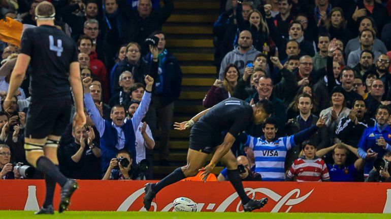 El conjunto neozelandés venció a Francia por 62-13 en el Mundial de Rugby 2015.