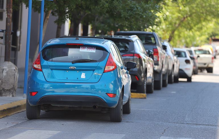 El Gobierno nacional facilita el reciclado de piezas usadas de autos.