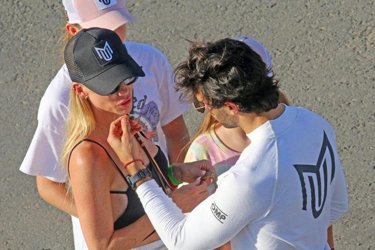 Así festejaron Nicole y sus hijas el triunfo de Urcera: ¿quién es su amuleto?