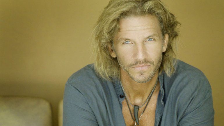 Lejos de evadir el tema