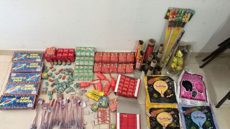 El decomiso se realizó en dos viviendas de Plottier.