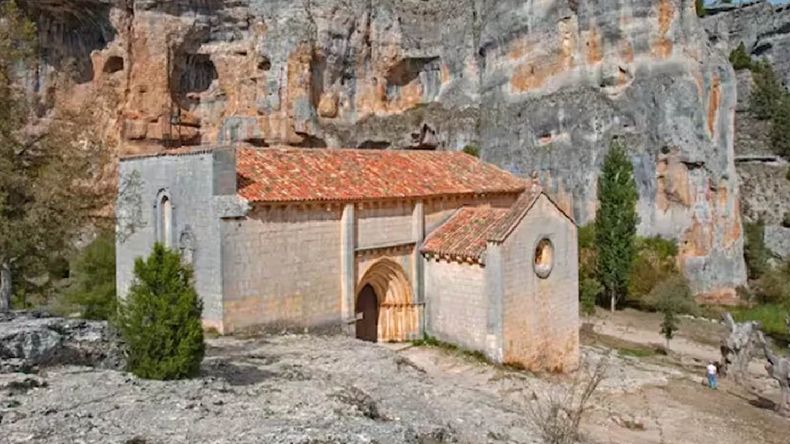 El pueblo de España busca voluntarios para vivir gratis entre las montañas y ofrece trabajo asegurado. | LM Neuquen El pueblo de España busca voluntarios para vivir gratis entre las montañas y ofrece trabajo asegurado.