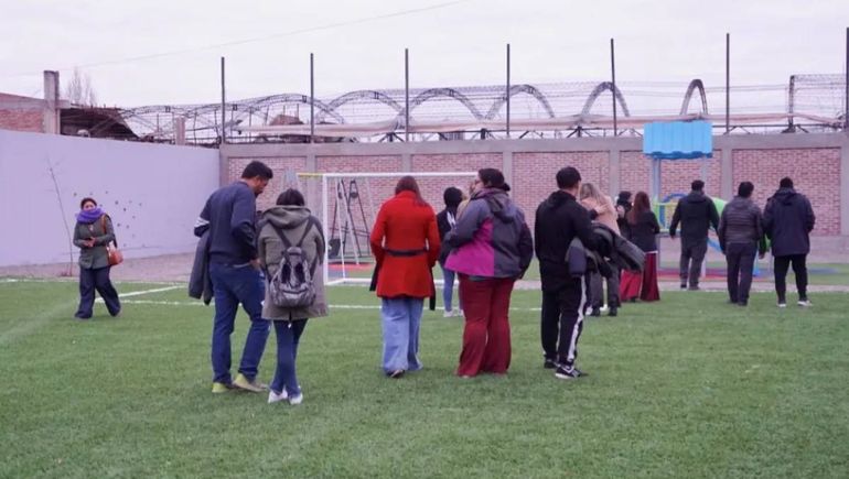 Tras los arreglos del edificio, retoman las clases en la escuela 207