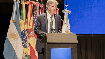 El presidente del BCRA, Santiago Bausili, durante la apertura de las jornadas.