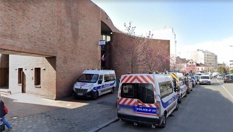 Una fiesta clandestina ¡en una comisaría!