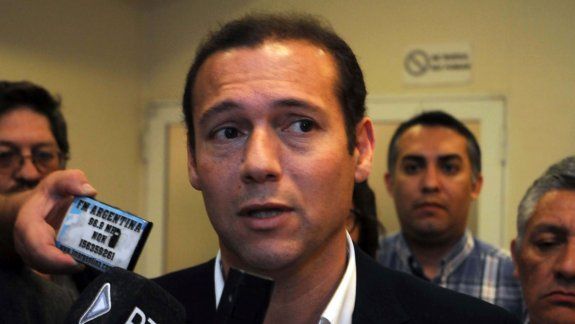Gutiérrez decretó un día de duelo por el doble femicidio